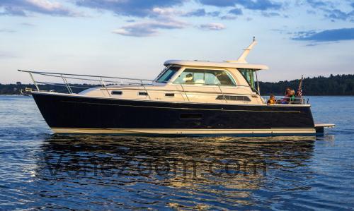 Tekniset tiedot ja arvostelut